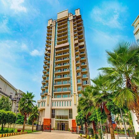 Rhythm Gurugram Hotel & Suites, Sohna Road Gurgaon Exteriör bild