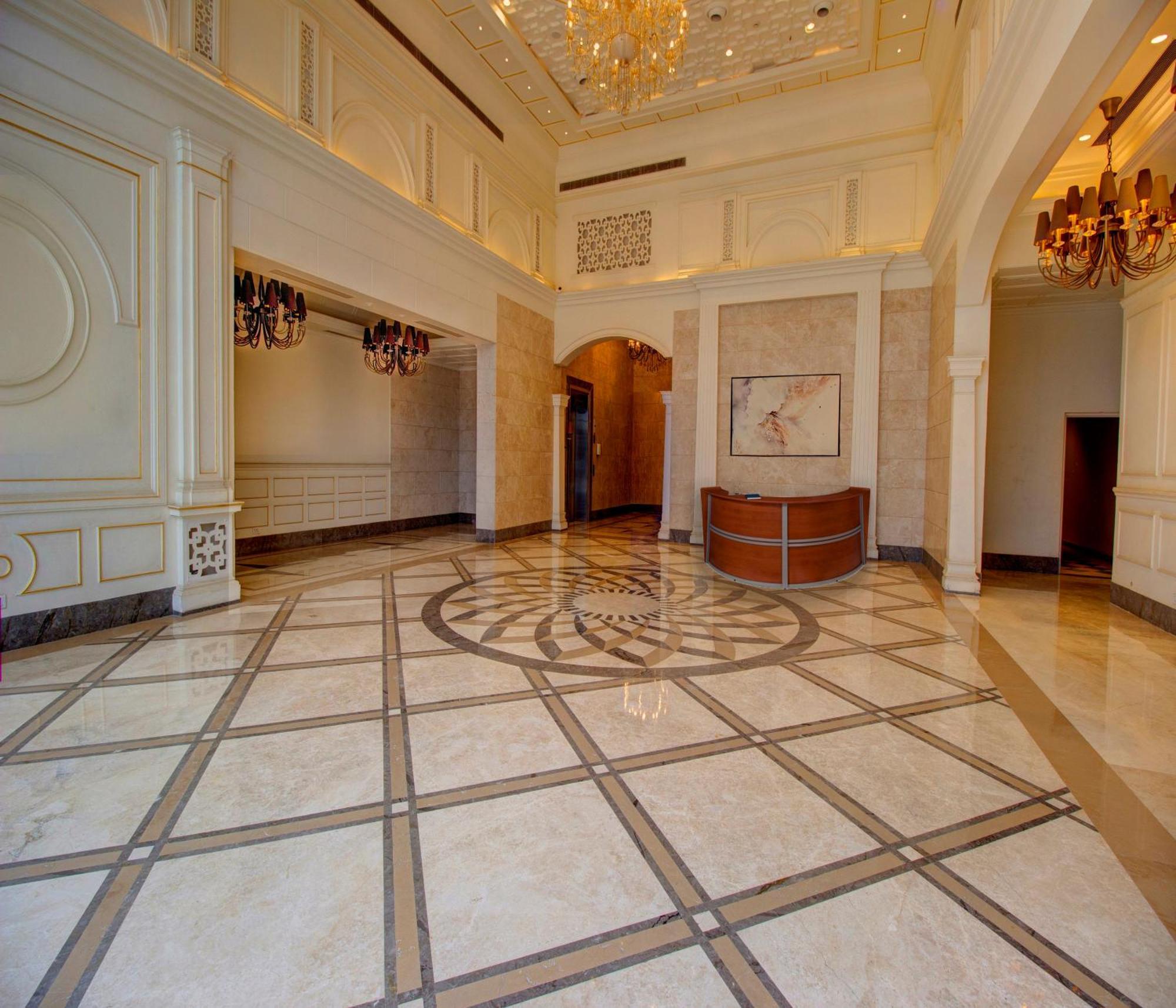 Rhythm Gurugram Hotel & Suites, Sohna Road Gurgaon Exteriör bild